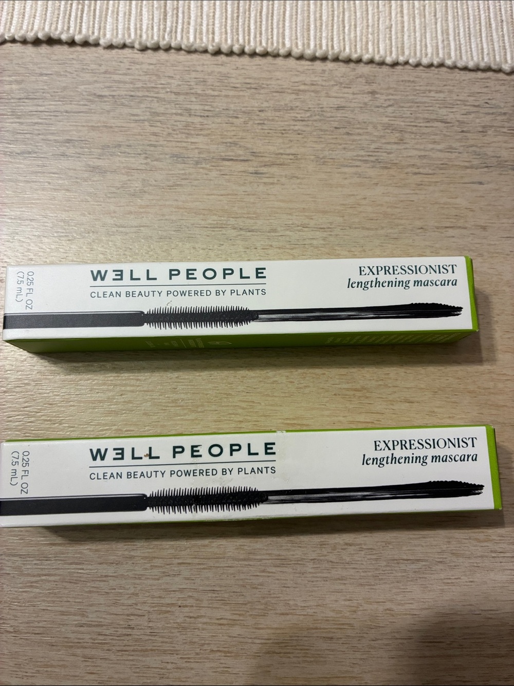Well People Expressionist Lengthening
Mascara •Black• Bundle of 2